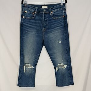 EUC AE77 Straight Crop Distressed Blue Jeans Size 29